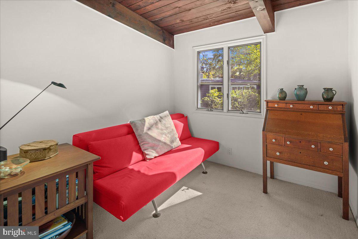 75 Clover Lane Princeton, NJ 08540 - Photo 25 of 37 a bedroom with a bed and a window