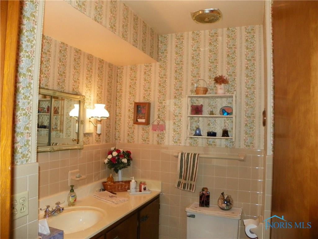 1828 West Cole Road Fremont, OH 43420 - Photo 9 of 20 Gallery Image 9