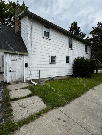 $99,000 | 1001 Greenwich Street, Saginaw, MI 48602