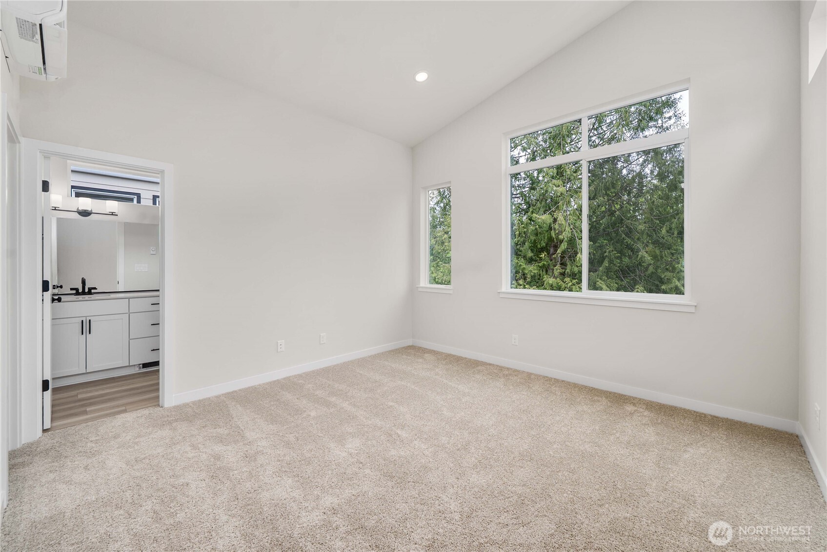 4033 Aberdeen Way Northeast Renton, WA 98056 - Photo 21 of 34