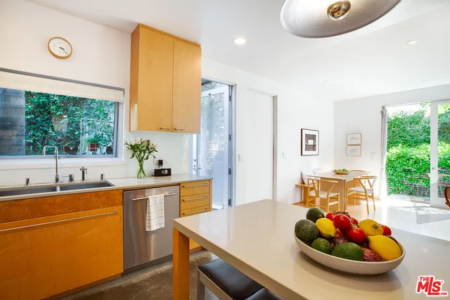 $12,500 | 757 Milwood Avenue, Venice, CA 90291