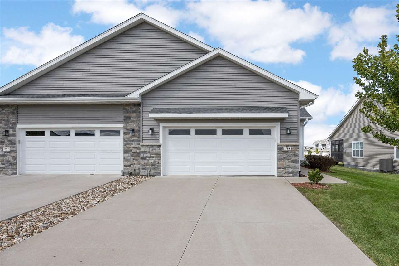 755 Brook Ridge Avenue North Liberty, IA 52317 - Photo 3 of 37 Gallery Image 3