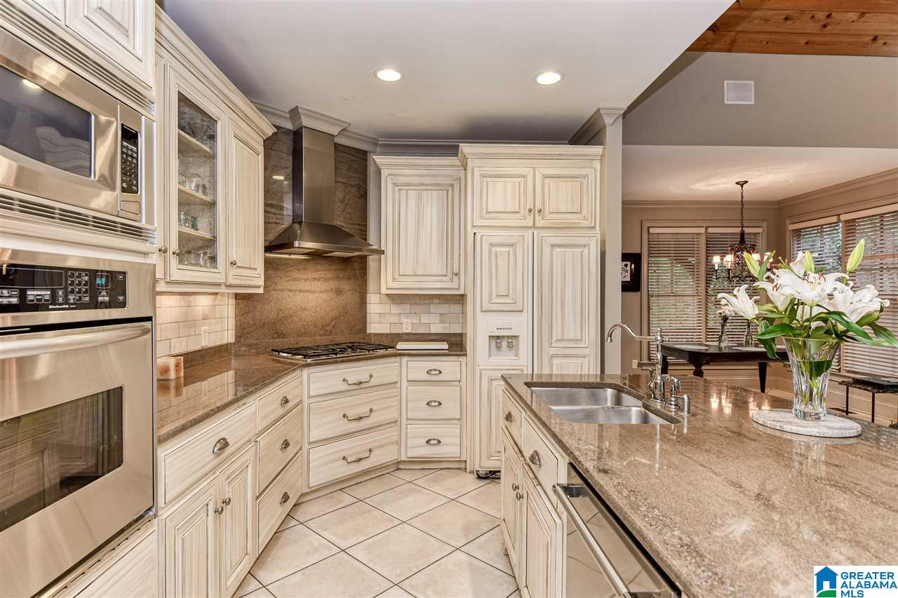 136 Oakmont Road Birmingham, AL 35244 - Photo 28 of 50