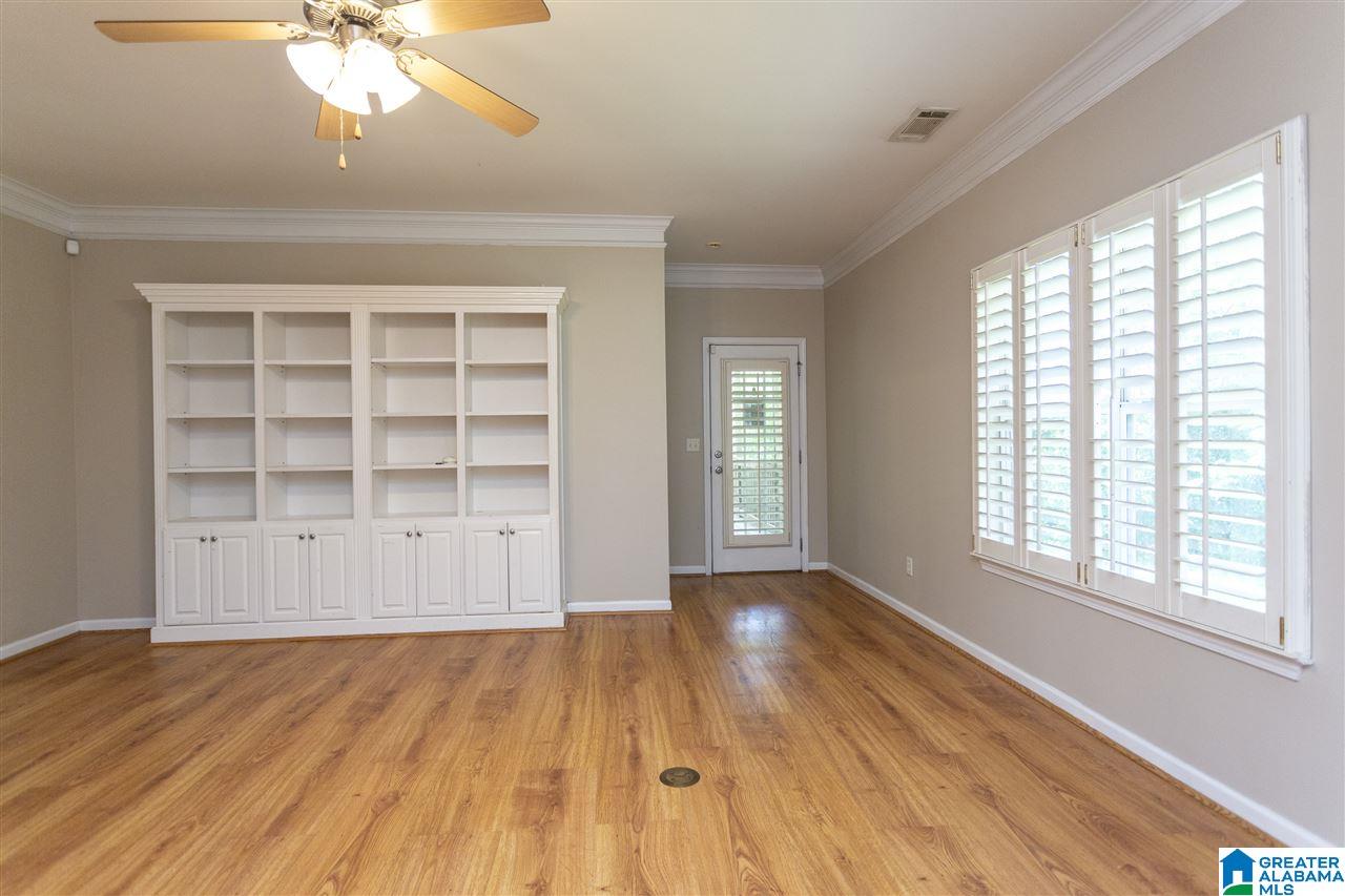 142 Highview Cove Pelham, AL 35124 - Photo 3 of 27