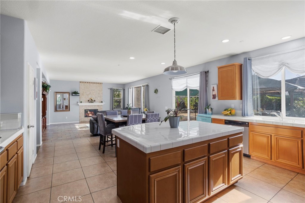 9581 Capitan Court Riverside, CA 92508 - Photo 12 of 55