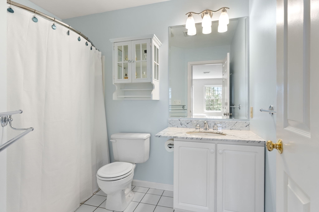 26 Buena Vista Road Wellesley, MA 01760 - Photo 16 of 28