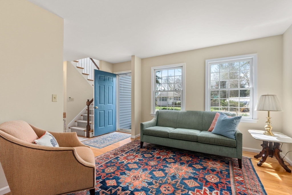 26 Buena Vista Road Wellesley, MA 01760 - Photo 6 of 28