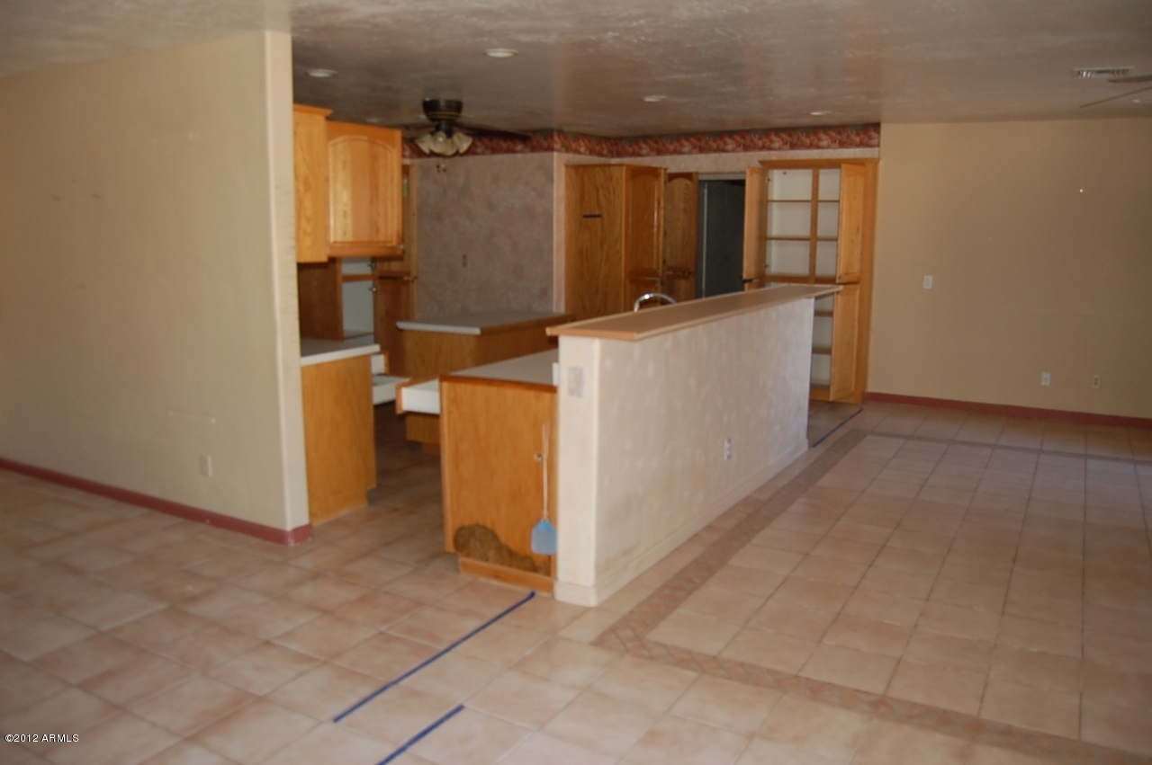 20 West Yearling Road Phoenix, AZ 85085 - Photo 5 of 18 DSC_0035