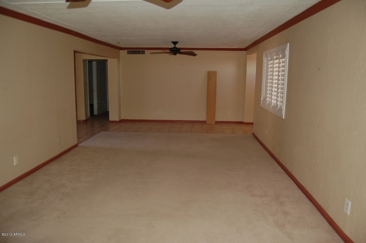 20 West Yearling Road Phoenix, AZ 85085 - Photo 9 of 18 DSC_0064