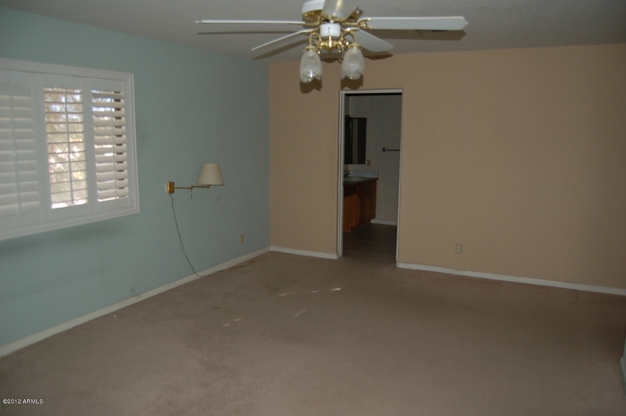 20 West Yearling Road Phoenix, AZ 85085 - Photo 10 of 18 DSC_0070