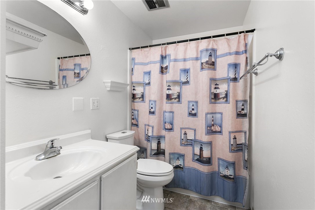 2831 Pine Road Northeast Bremerton, WA 98310 - Photo 10 of 23