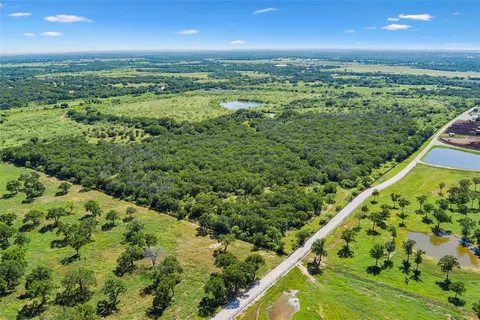 a view of an outdoor space with a lake view