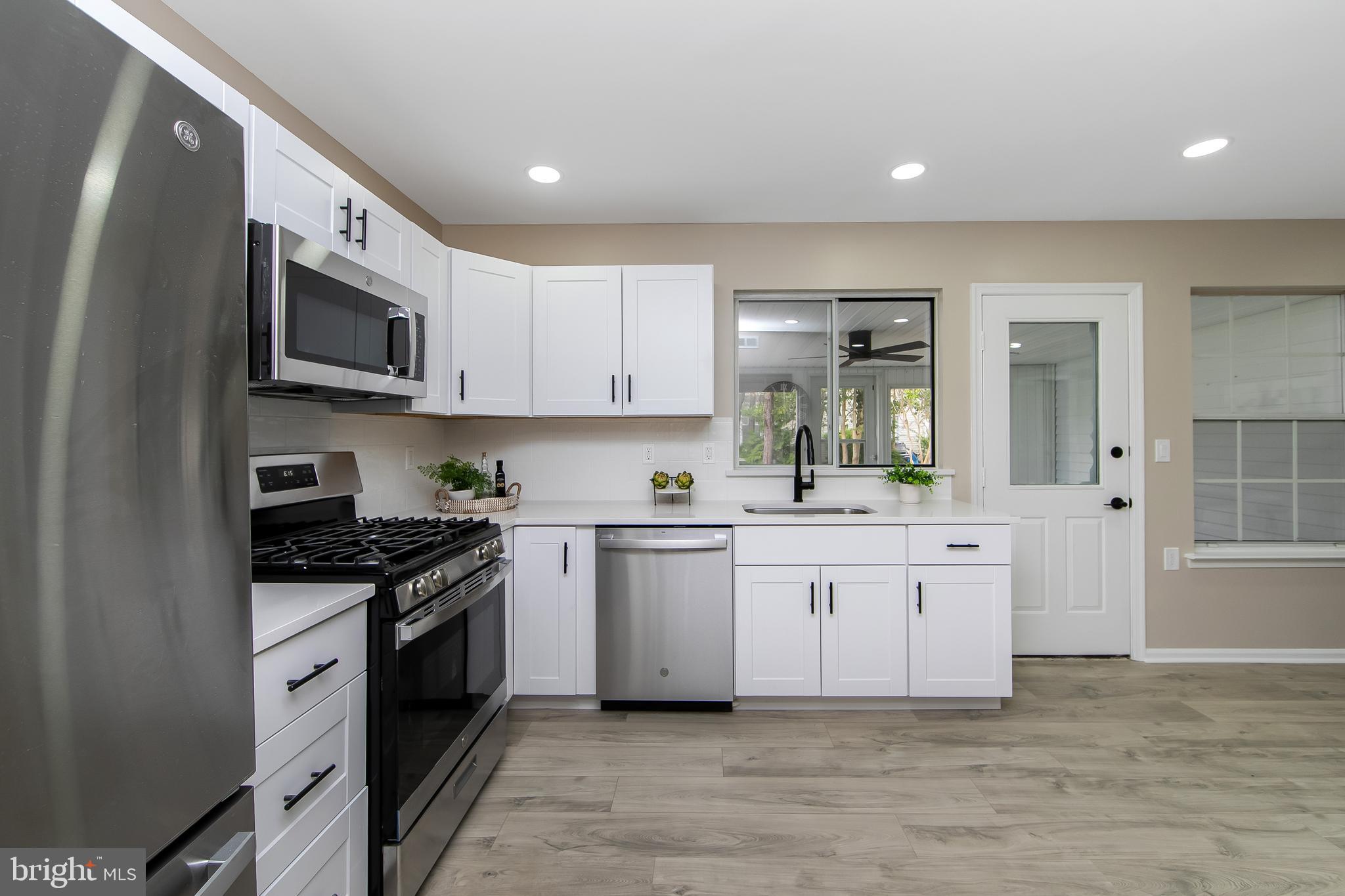 21 Stratford Road Southampton, NJ 08088 - Photo 15 of 40