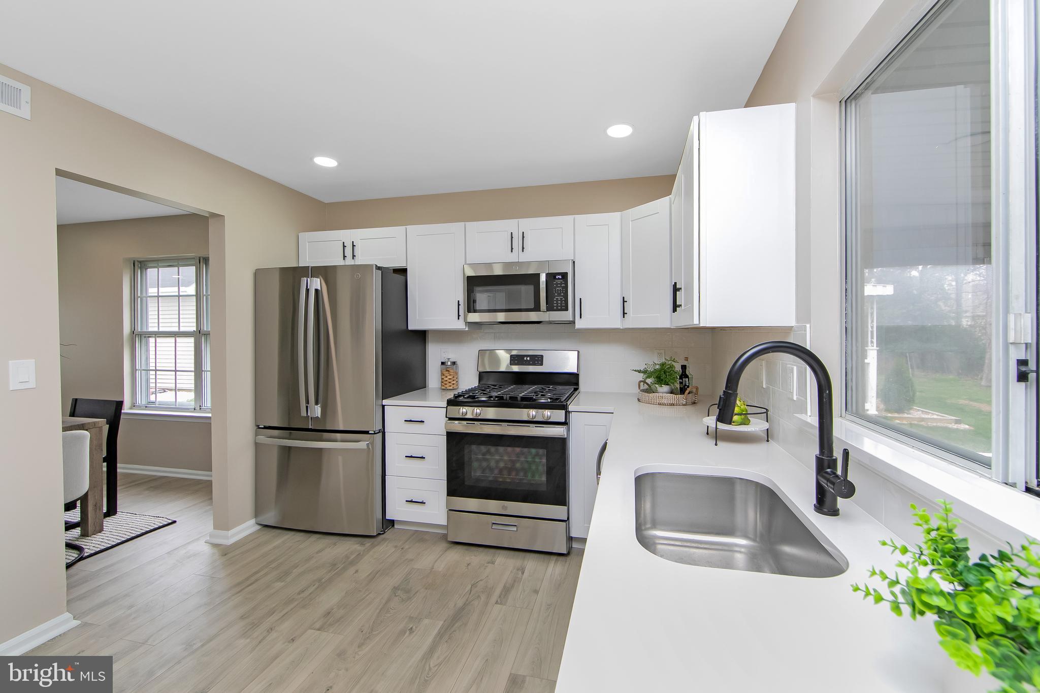 21 Stratford Road Southampton, NJ 08088 - Photo 16 of 40