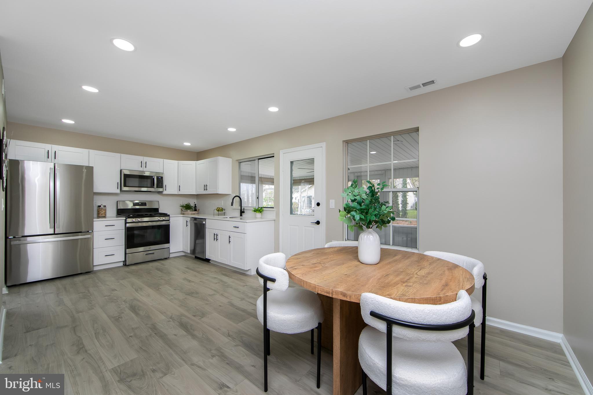 21 Stratford Road Southampton, NJ 08088 - Photo 17 of 40