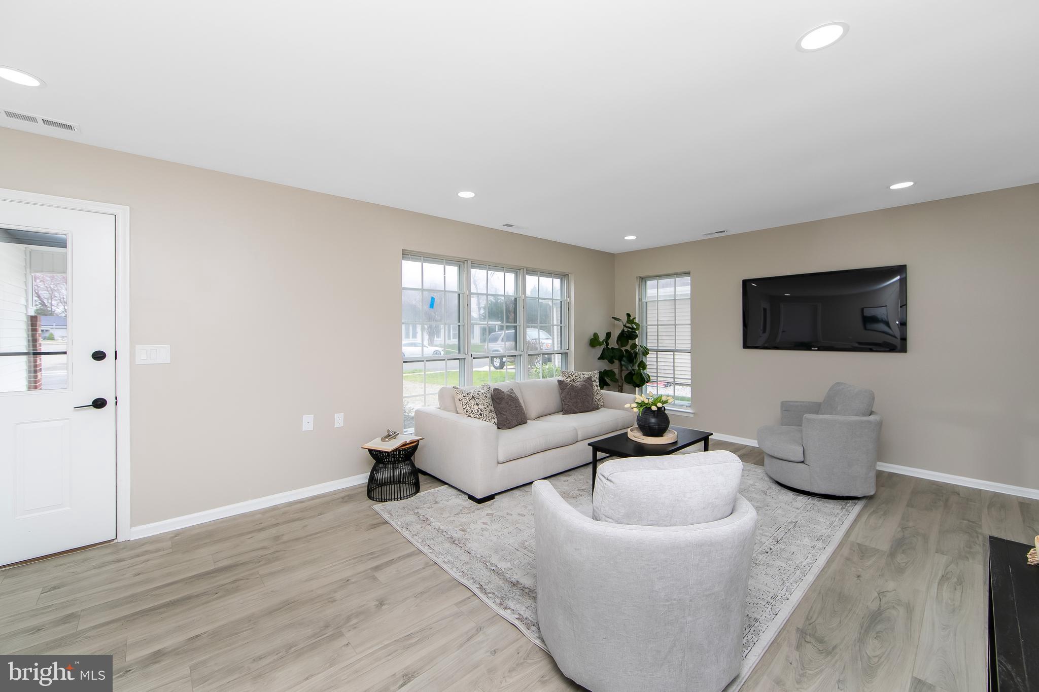 21 Stratford Road Southampton, NJ 08088 - Photo 8 of 40