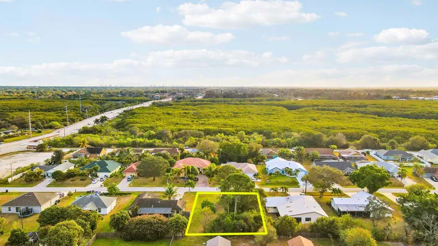 a view of an ocean view