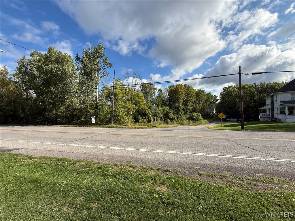 Gravel Road Medina, NY 14103 - Photo 2 of 4