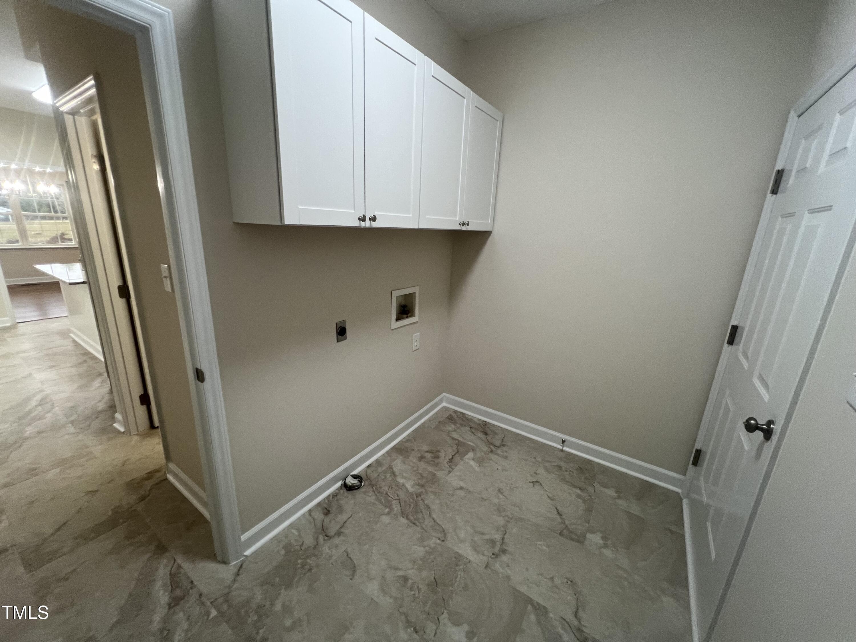 271 Parker Road Four Oaks, NC 27524 - Photo 26 of 50 Laundry Room