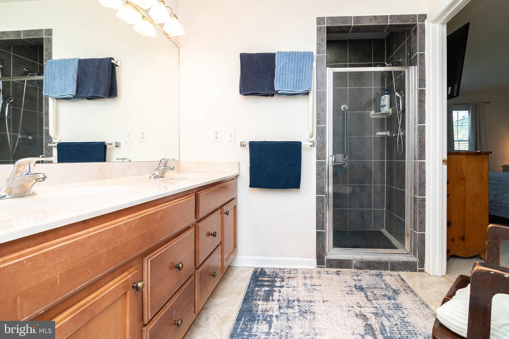585 Vernon Road Harrington, DE 19952 - Photo 33 of 61 Tile walk in shower with built in seat