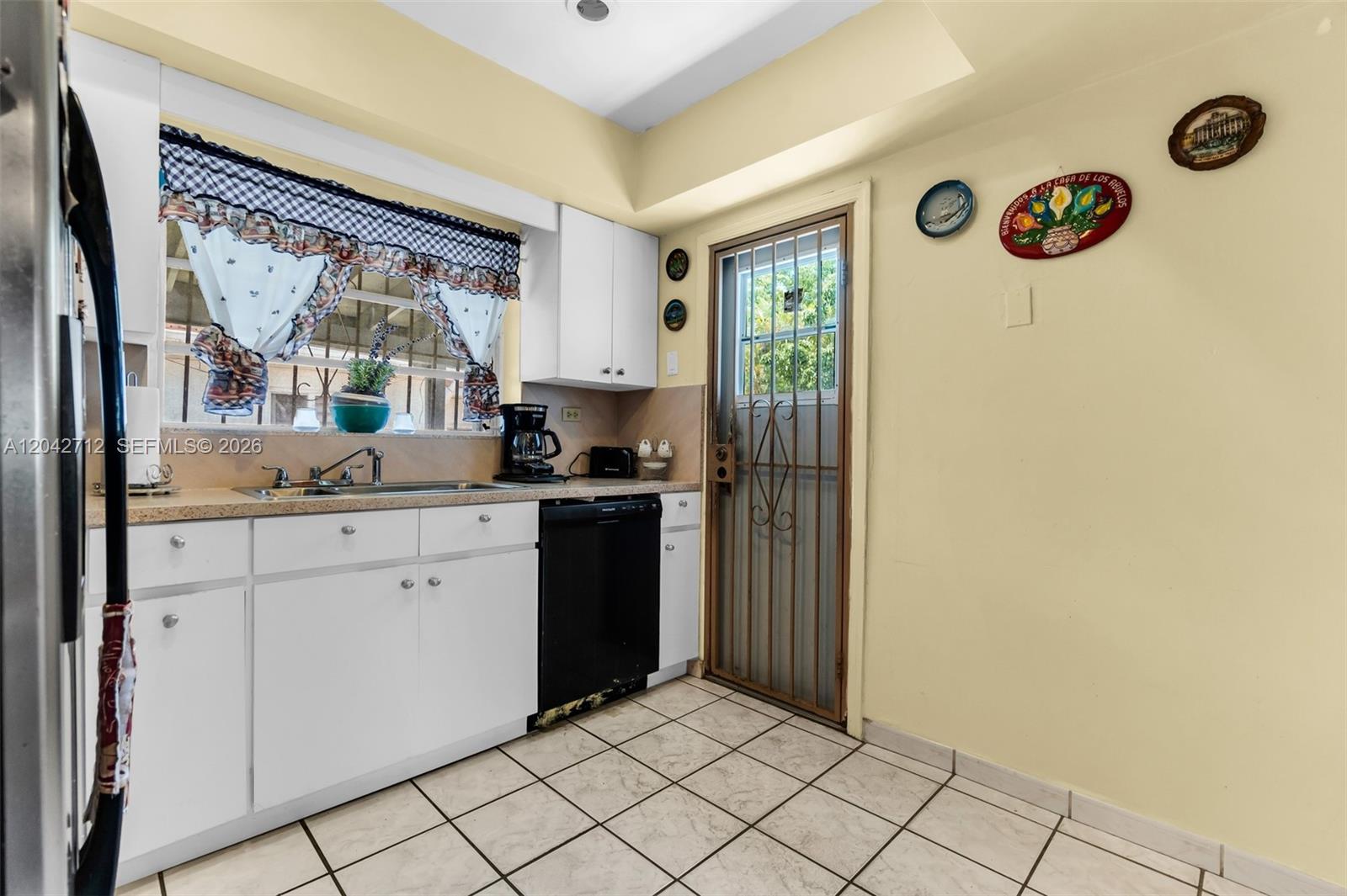 3260 Southwest 2nd Street Miami, FL 33135 - Photo 22 of 61