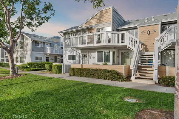 $3,599 | 127 Huntington, Irvine, CA 92620