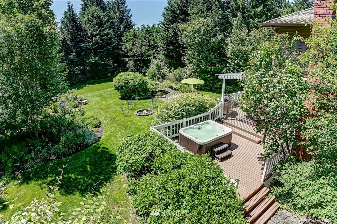 2716 187th Street Southeast Bothell, WA 98012 - Photo 29 of 37 an aerial view of a backyard with garden