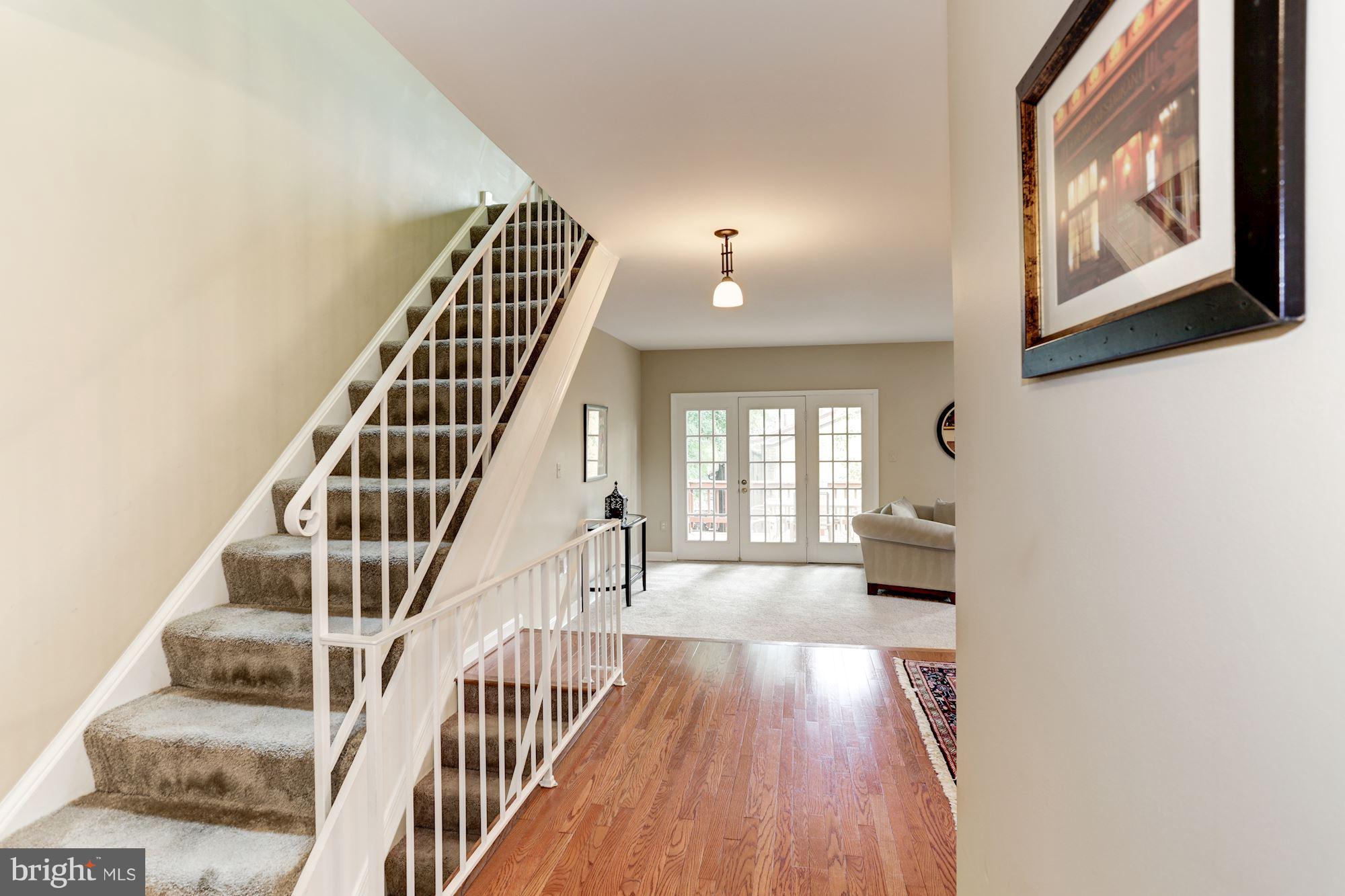 8520 Raglan Road Vienna, VA 22182 - Photo 3 of 27 Hardwood floors