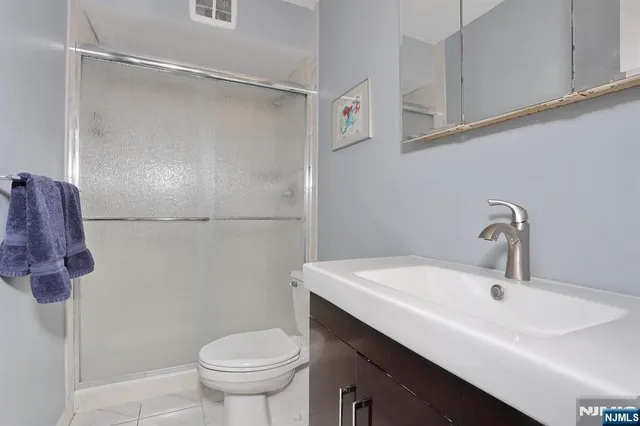 $449,000 | 521 Piermont Avenue South, Unit 403A, River Vale, NJ 07675