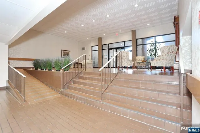 $449,000 | 521 Piermont Avenue South, Unit 403A, River Vale, NJ 07675