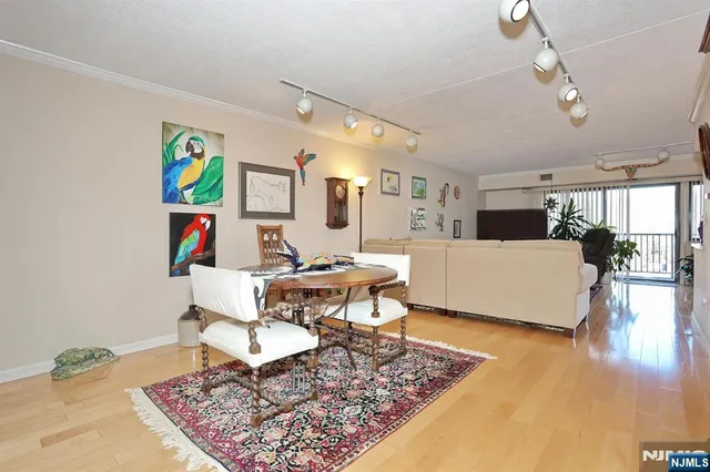 $449,000 | 521 Piermont Avenue South, Unit 403A, River Vale, NJ 07675