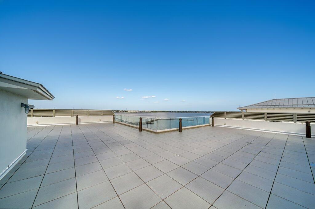 41 Southwest Seminole Street, Unit 310 Stuart, FL 34994 - Photo 51 of 53 rooftopview1.jpg-SMALL