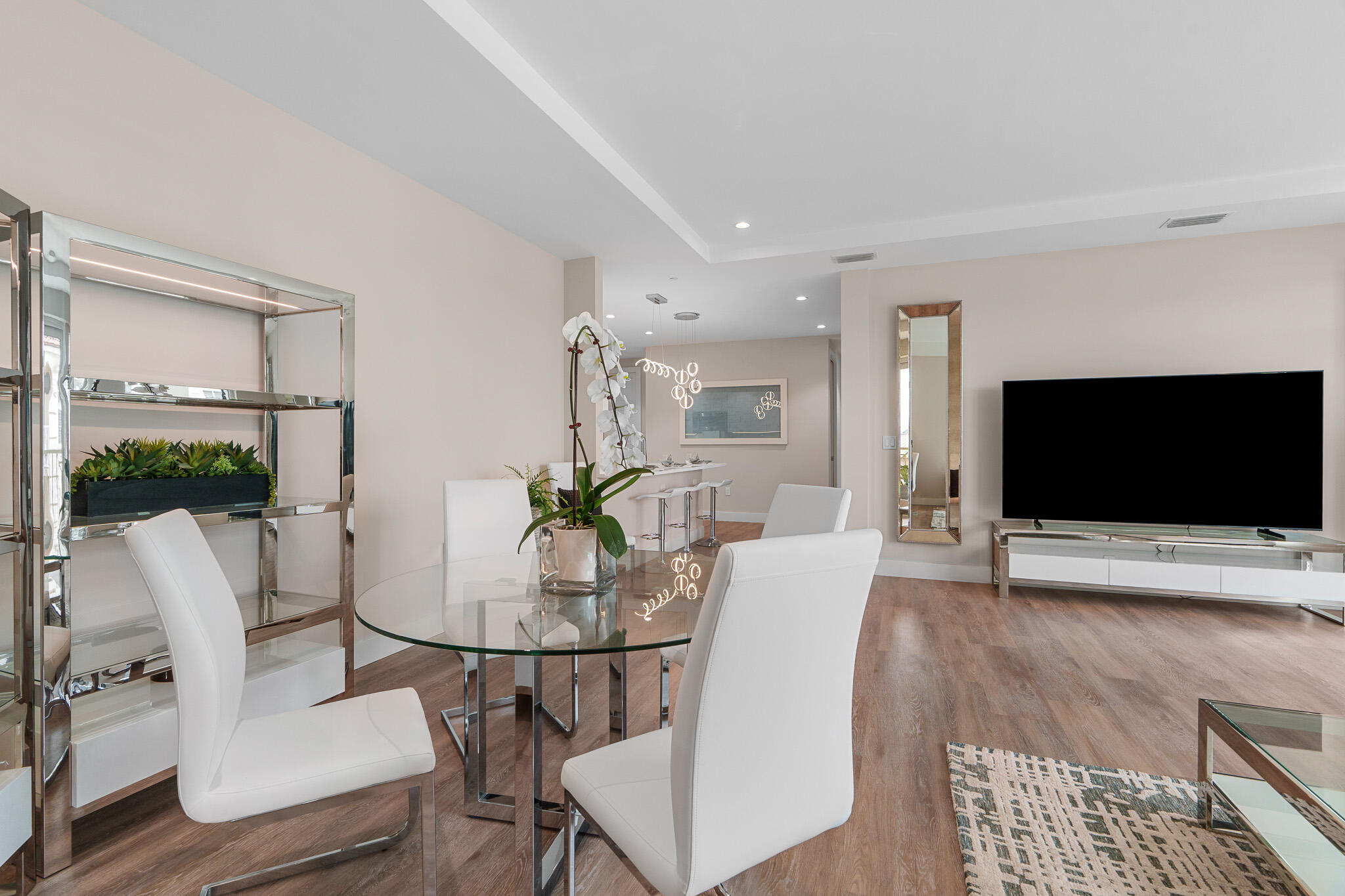 41 Southwest Seminole Street, Unit 310 Stuart, FL 34994 - Photo 7 of 53 DSC08556