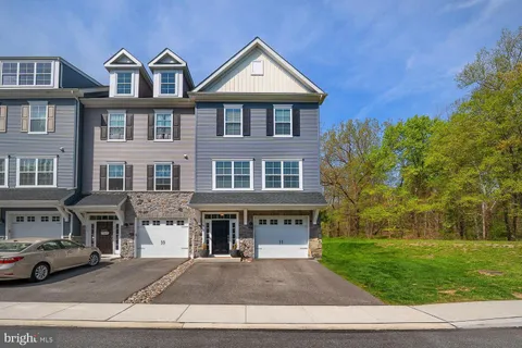 $599,000 | 300 Rock Run Circle, Broomall, PA 19008