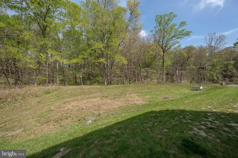 $599,000 | 300 Rock Run Circle, Broomall, PA 19008