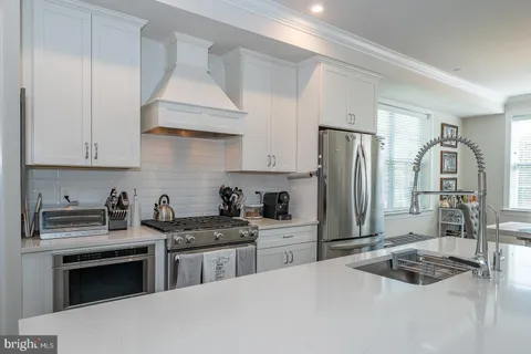 $599,000 | 300 Rock Run Circle, Broomall, PA 19008