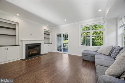 $599,000 | 300 Rock Run Circle, Broomall, PA 19008