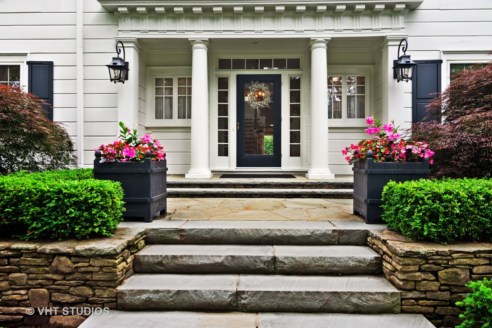 1010 Chestnut Avenue Wilmette, IL 60091 - Photo 2 of 48 a view of a house with potted plants