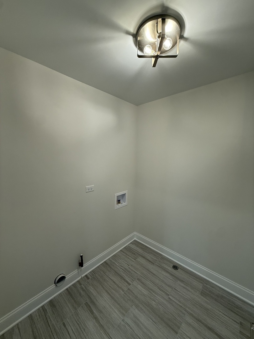 1920 Edmonds Avenue New Lenox, IL 60451 - Photo 29 of 35 an empty room