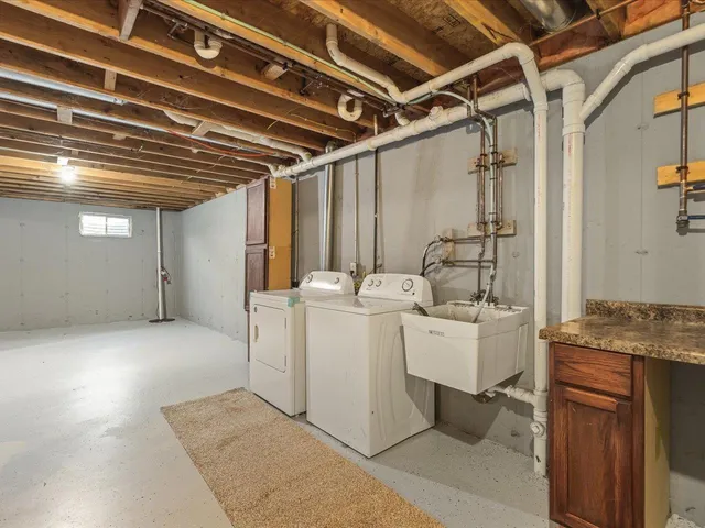 $259,900 | 4144 Westridge Drive, Winnebago, IL 61088