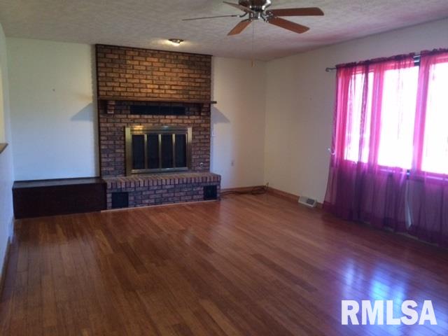 9024 141st Street West Taylor Ridge, IL 61284 - Photo 5 of 15