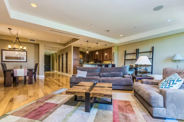 $5,995 | 2211 East Camelback Road, Unit 207, Phoenix, AZ 85016