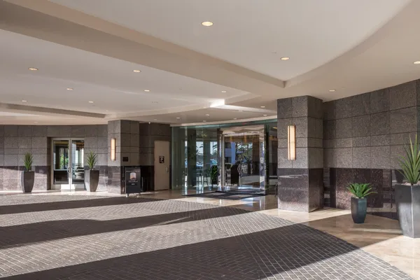 $5,995 | 2211 East Camelback Road, Unit 207, Phoenix, AZ 85016
