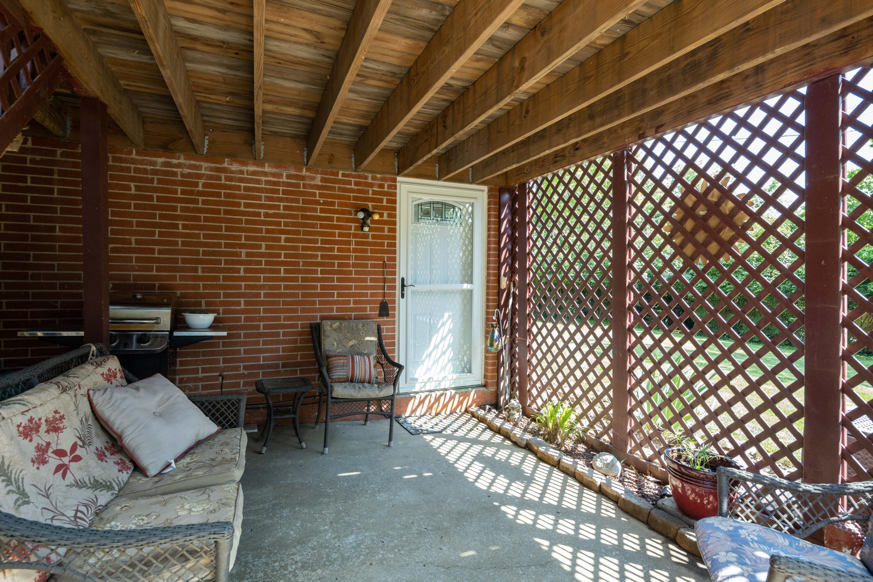 1024 Castleton Way Lexington, KY 40517 - Photo 35 of 35 untitled (36 of 36)