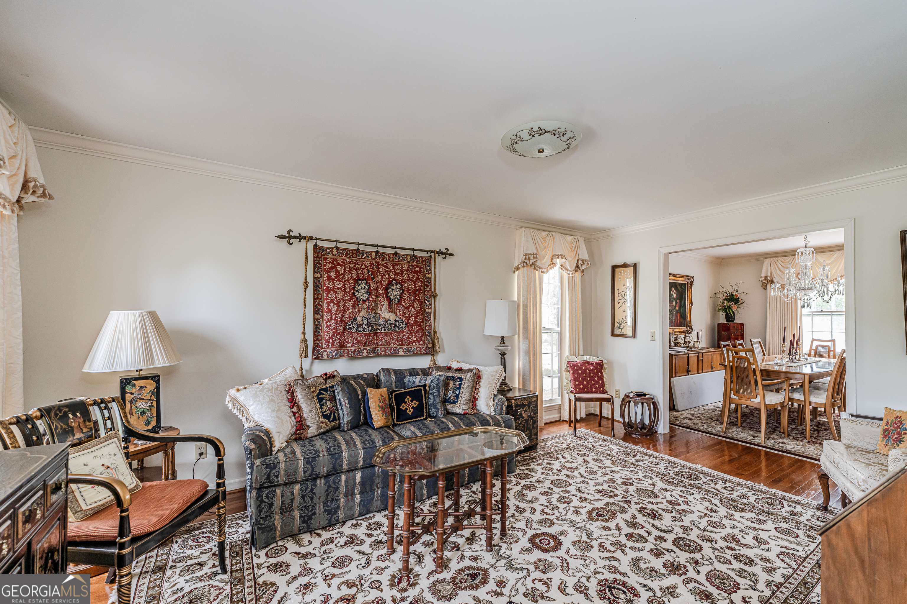 4 Windemere Lane Southeast Rome, GA 30161 - Photo 19 of 60 a living room with furniture lamp and window