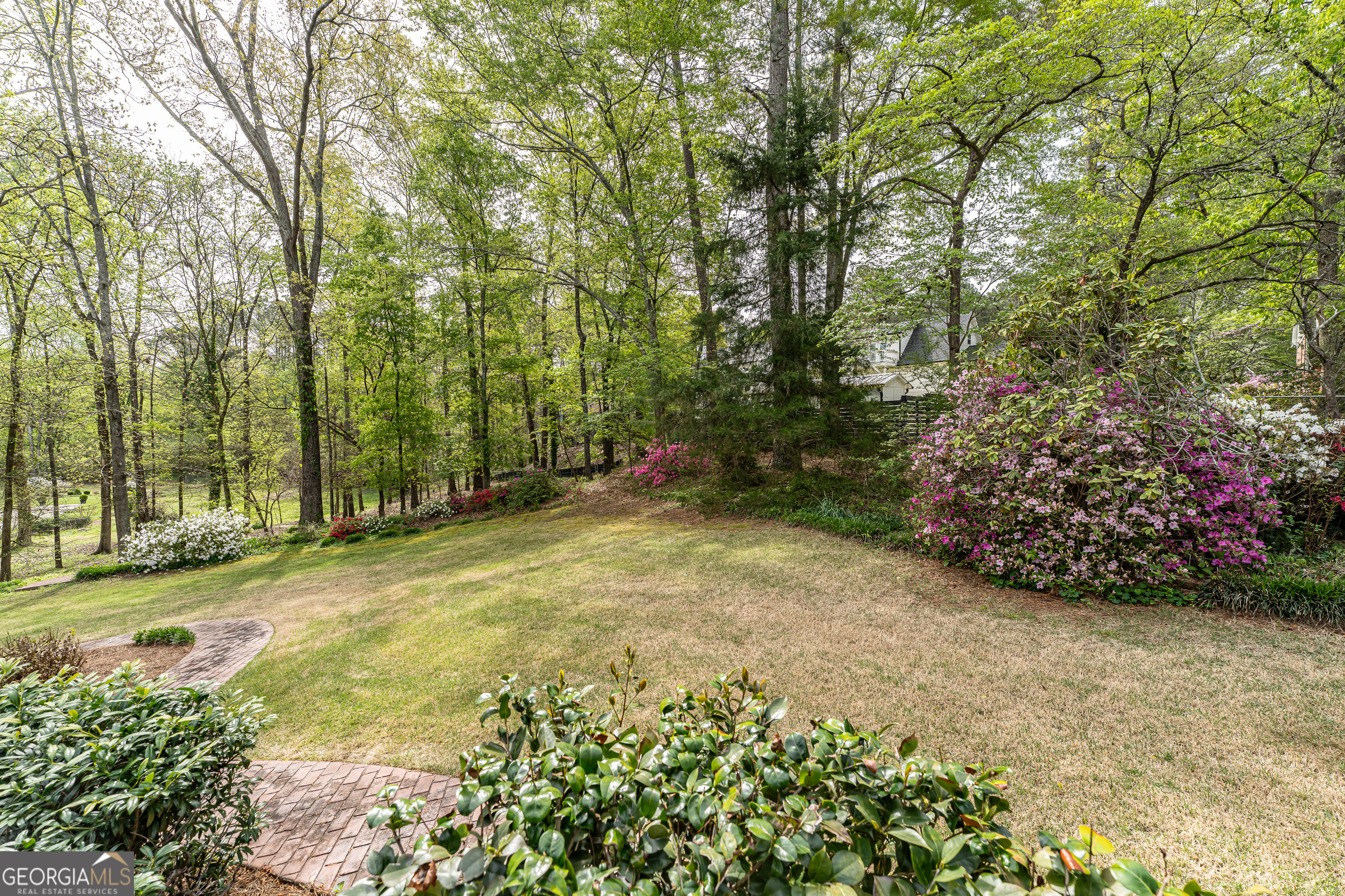 4 Windemere Lane Southeast Rome, GA 30161 - Photo 58 of 60 a view of a yard with plants and trees