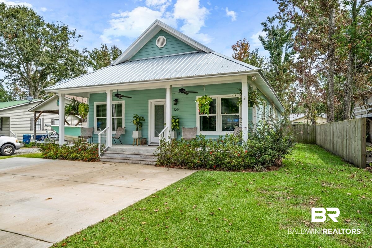 5204 Pine Road Orange Beach, AL 36561 - Photo 23 of 28 Front of home