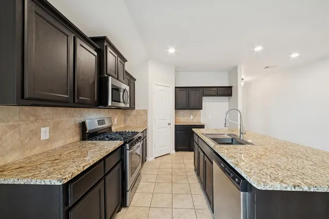 $315,000 | 8417 Muddy Creek Drive, Fort Worth, TX 76131