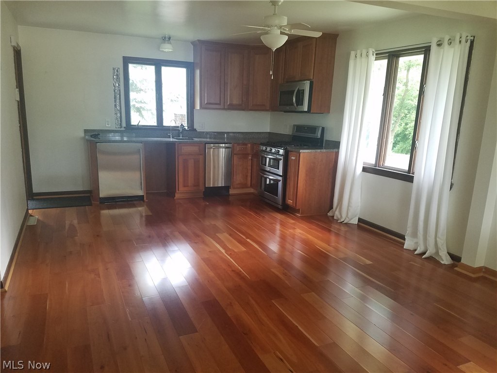 8628 Oberlin Road Elyria, OH 44035 - Photo 5 of 18 Gallery Image 5