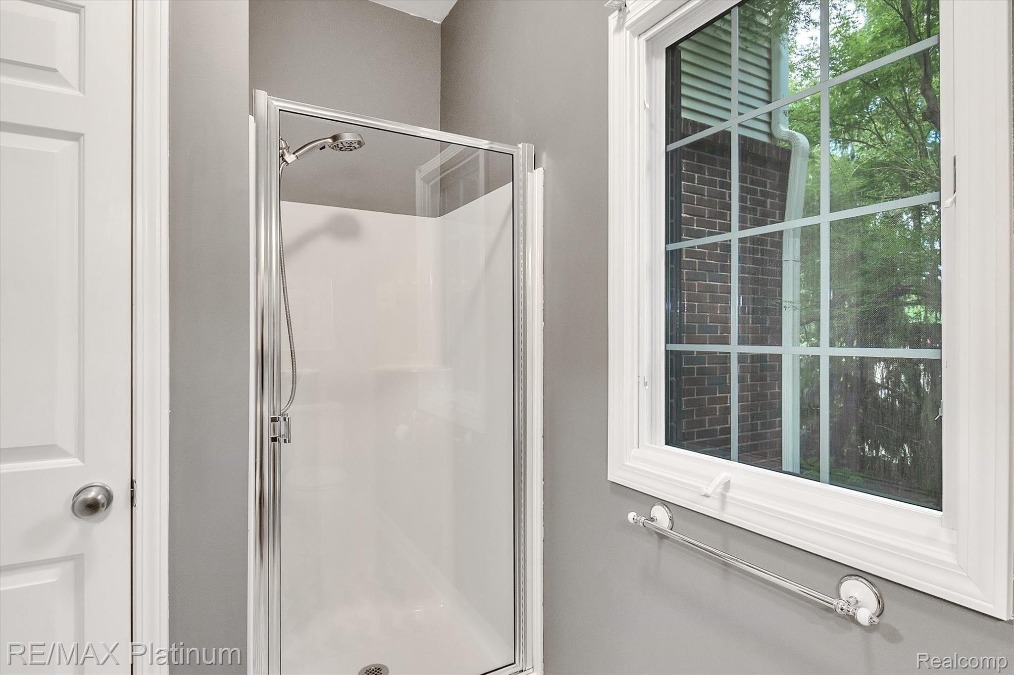 3174 Aspen Ridge Court Howell, MI 48843 - Photo 17 of 66 17-3174-Aspen-Ridge-Ct-Howell-MI-48843-WindowStill-Real-Estate-Photography-17.jpg